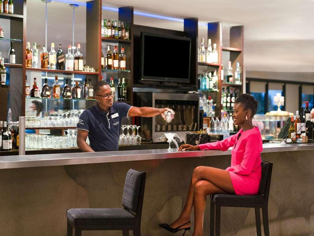 Novotel Abidjan Plateau מסעדה תמונה
